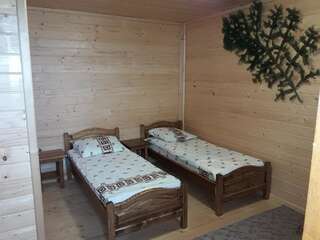 Отели типа «постель и завтрак» Крым Яремче Двухместный номер с 1 кроватью или 2 отдельными кроватями-3